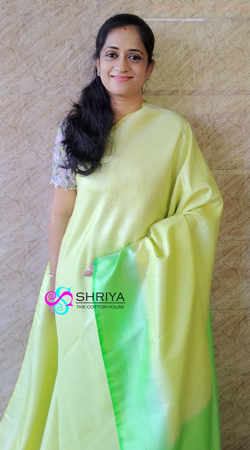 Silver zari weaved semi Benaras soft silk saree with contrast rich pallu and blouse