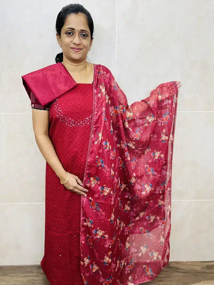 (Maroonish Red) Acoba cotton top paired with a organza dupatta and cotton silk bottom