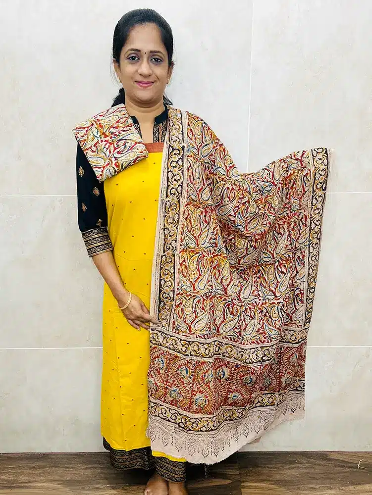 Mangalagiri cotton top paired with a pure Kalamkari dupatta and pure Kalamkari bottom