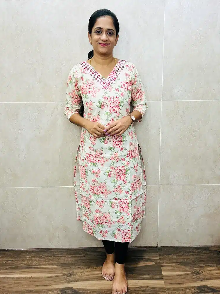 Printed cotton top (cotton lining) with mirror worked yoke (straight cut)