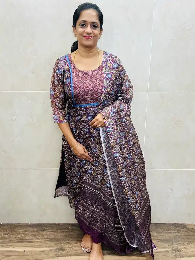 (Dark purple)Handblock printed soft kota top(crepe lining) paired with printed kota dupatta and silk bottom(straight cut)