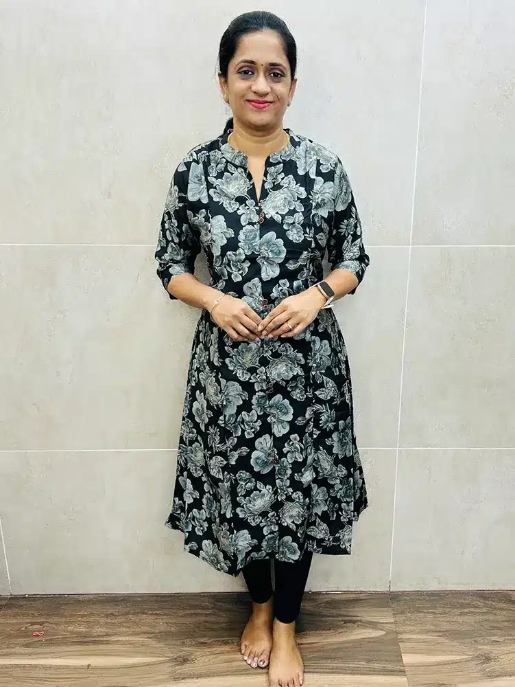 Printed muslin silk top (crepe lining) with all over fancy buttons (Aline pattern)