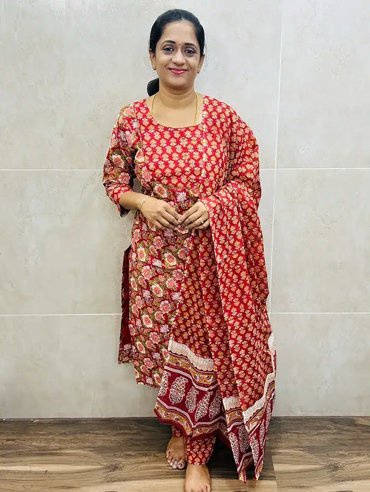 (Top and dupatta only)Printed Jaipur cotton top (cotton lining) paired with printed cotton dupatta