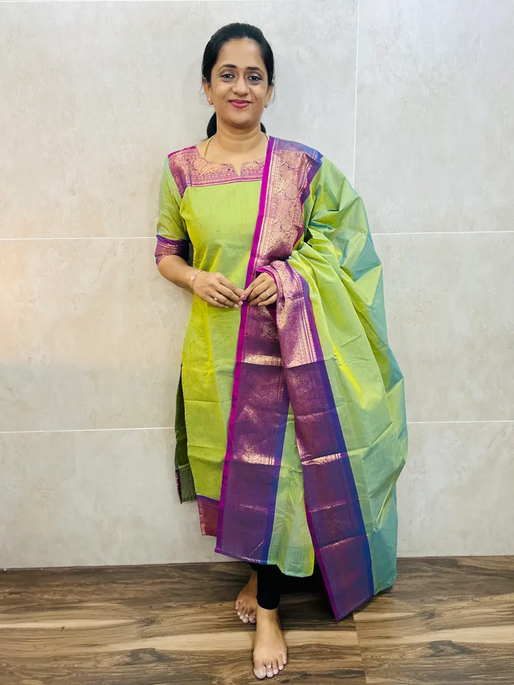 Kanchi cotton top (cotton lining) paired with Kanchi cotton dupatta