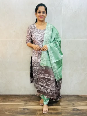 Batik printed Bhagalpur cotton top (cotton lining) paired with Bhagalpur cotton dupatta and Bhagalpur cotton bottom (free size)