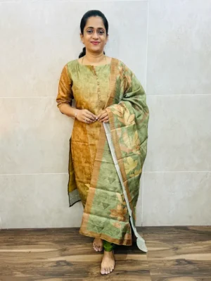 Printed semi jute cotton top(cotton lining) paired with jute cotton dupatta and silk bottom(free size)