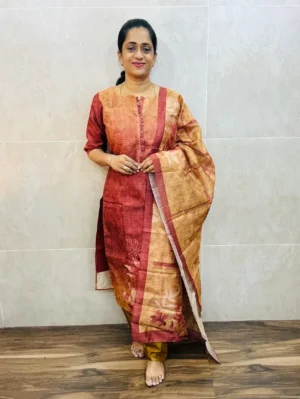 Printed semi jute cotton top(cotton lining) paired with jute cotton dupatta and silk bottom(free size)