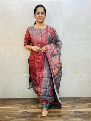 Printed semi jute cotton top(cotton lining) paired with jute cotton dupatta and silk bottom(free size)