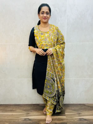 Pure cotton top(cotton lining) with kalamkari patchwork on yoke paired with kalamkari dupatta and bottom(free size)