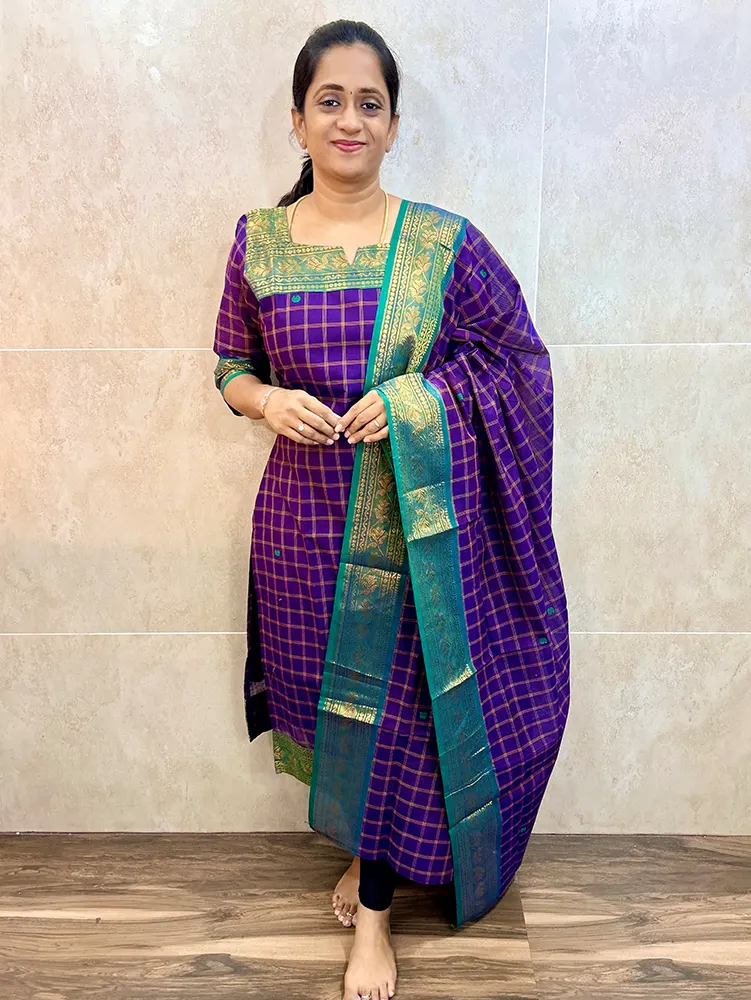 Kanchi cotton top (cotton lining) paired with Kanchi cotton dupatta