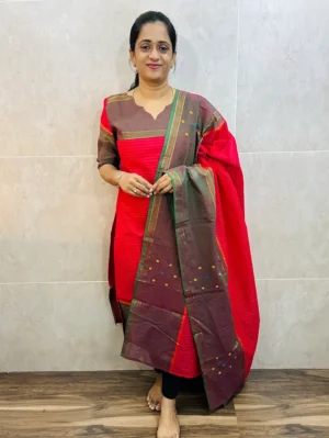 Kanchi cotton top (cotton lining) paired with Kanchi cotton dupatta