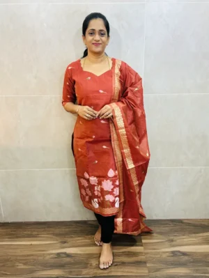 Soft Benarasi silk top (full cotton lining) with exclusive jamdani weaving paired with benarasi soft silk dupatta