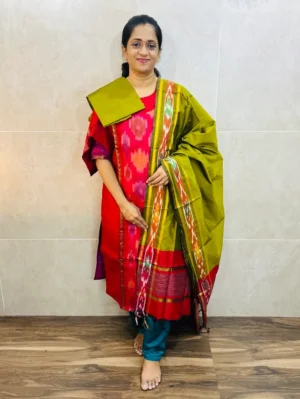 Premium Pochampally handloom silk cotton top (cotton lining) paired with silk cotton dupatta and silk bottom (Free size)