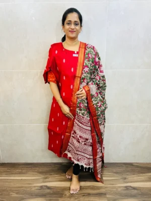 Premium semi raw silk top(cotton lining) paired with chennuri silk kalamkari dupatta