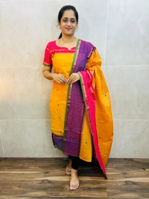 Kanchi cotton top (cotton lining) paired with Kanchi cotton dupatta