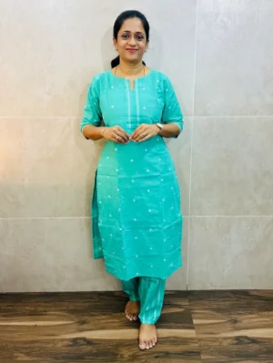 Pure handloom cotton top(cotton lining)with allover thread woven buttas paired with cotton bottom(free size)