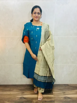 Premium semi raw silk top(cotton lining)with allover weavings pared with semi raw dupatta and semi raw silk bottom(free size)