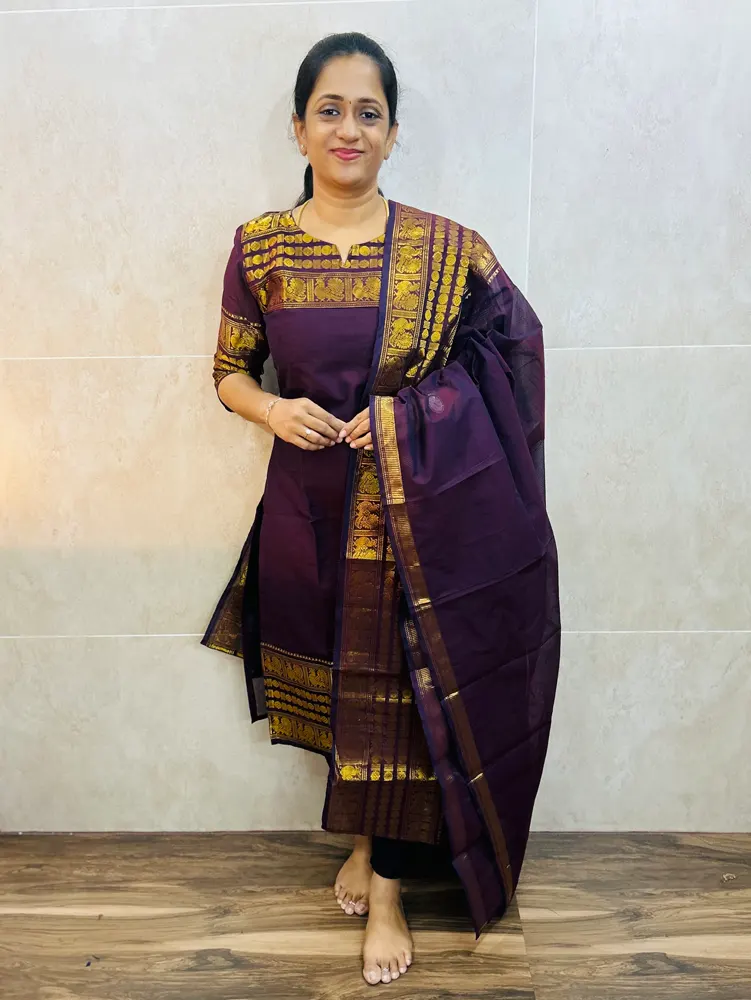 Kanchi cotton top (cotton lining) paired with Kanchi cotton dupatta