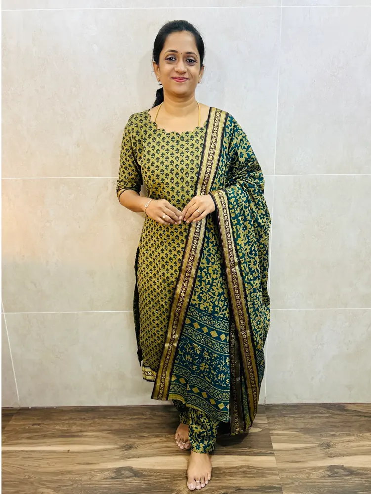 Handblock printed Mangalagiri cotton top (cotton lining) paired with printed Mangalagiri cotton dupatta and cotton bottom (free size)