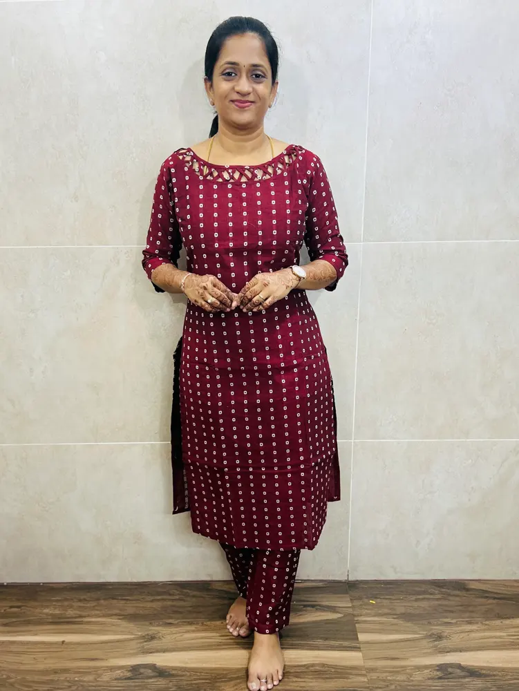 Pure handloom cotton top(cotton lining) with allover thread weavings paired with pure handloom cotton bottom(straight cut)