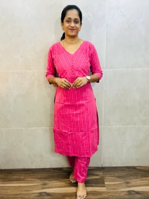 Pure handloom cotton top (cotton lining) with all over thread weaving a paired with cotton bottom (straight cut)