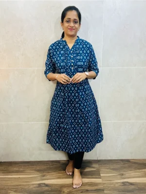 Handblock printed Jaipur cotton top (cotton lining) with pleats and wooden buttons on yoke (Aline pattern)