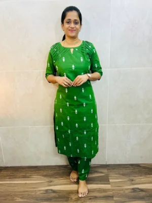 Pure handloom cotton top(cotton lining) paired with pure handloom cotton bottom(free size)