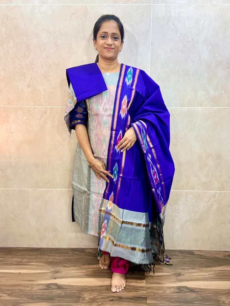 Premium Pochampally handloom silk cotton top (cotton lining) paired with silk cotton dupatta and silk bottom (Free size)