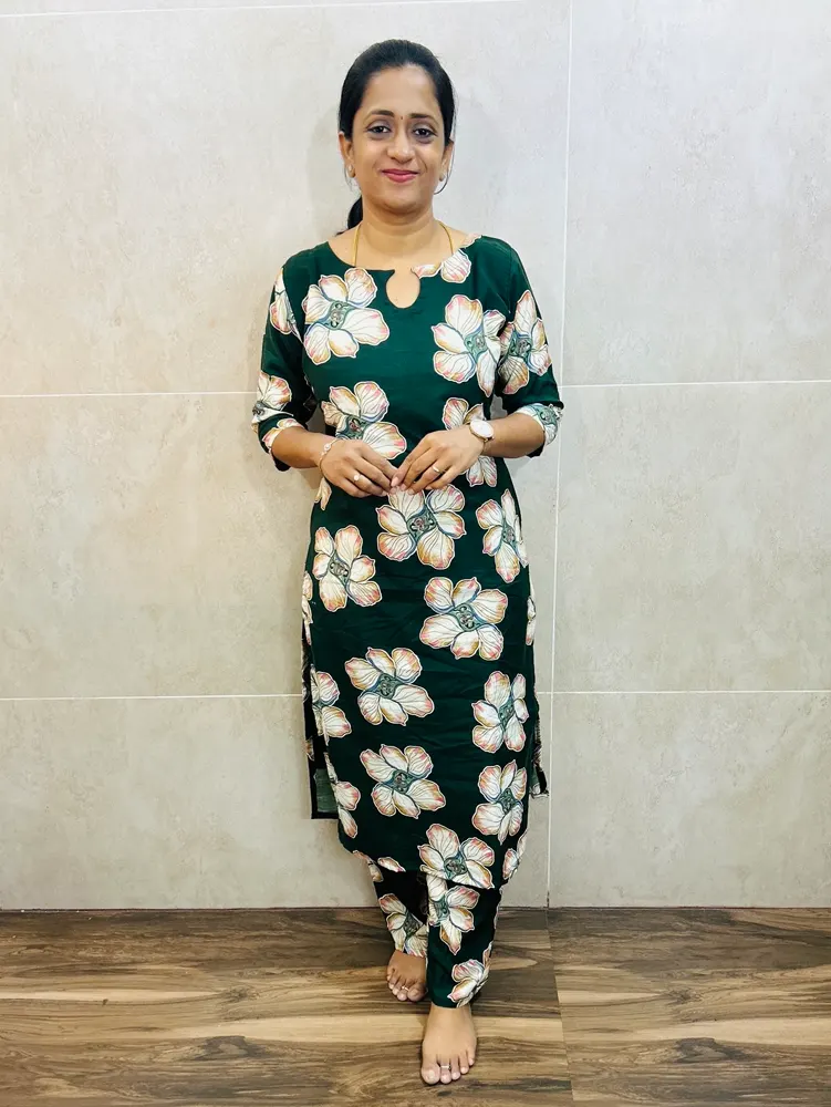 (Green)Printed cotton top(cotton lining) paired with cotton bottom(semi palazzo)