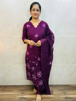 Brush painted linen cotton top (crepe lining) paired with linen cotton dupatta and silk bottom (straight cut)