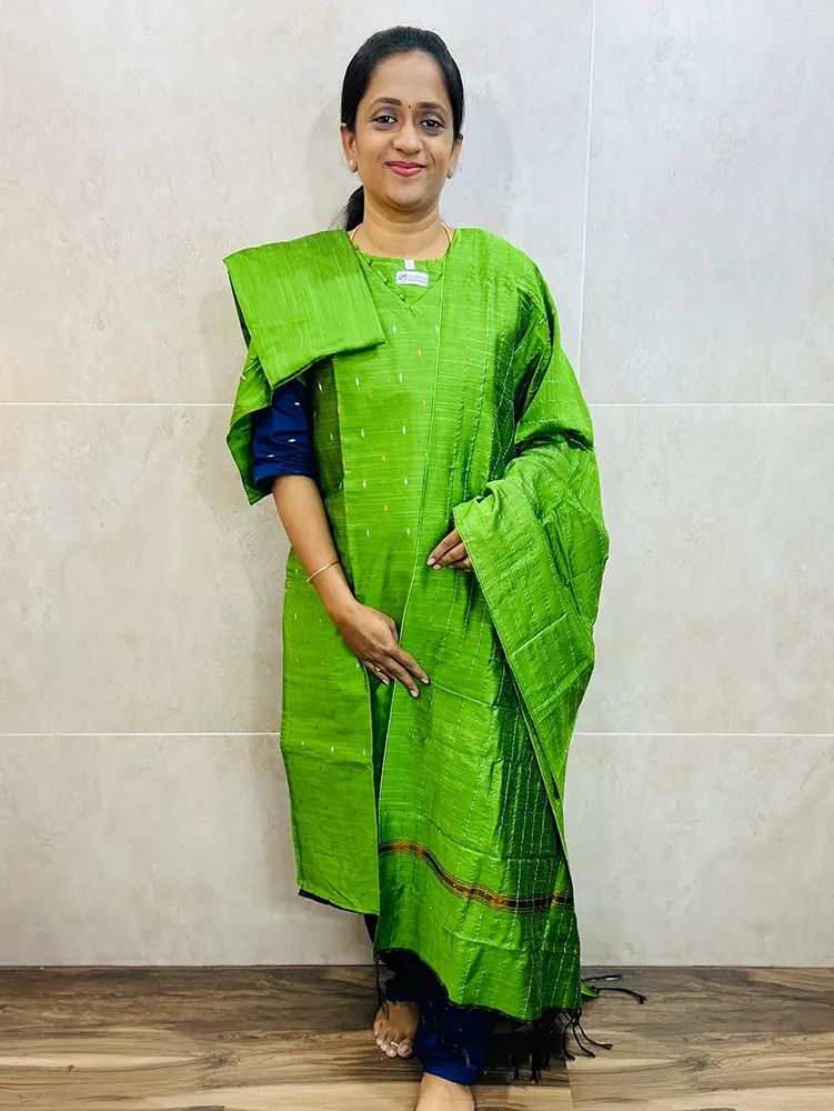 (TOP AND PANT ONLY)Premium semi raw silk top (cotton lining) with allover weavings paired semi raw silk bottom (free size)