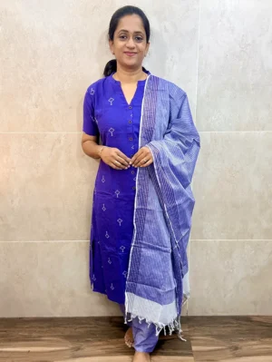 Pure handloom cotton top (cotton lining) with cotton dupatta and cotton bottom (free size)