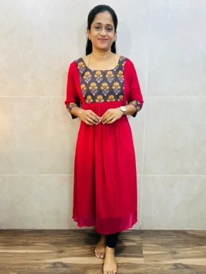 Georgette top (crepe lining) with cotton patchwork on yoke and sleeves (Aline pattern)