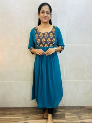 Georgette top (crepe lining) with cotton patchwork on yoke and sleeves (Aline pattern)