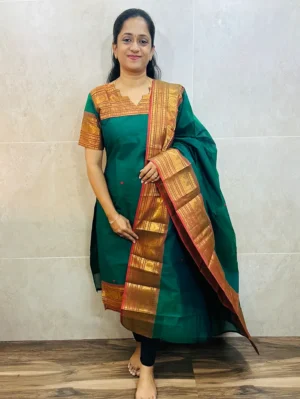 Kanchi cotton top (cotton lining) paired with Kanchi cotton dupatta