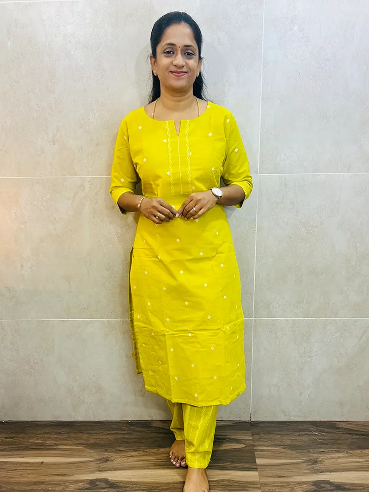 Pure handloom cotton top (cotton lining) with all over weaving paired with Handloom cotton bottom (free size)