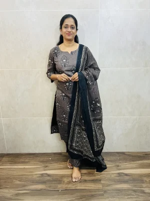 Handblock printed cotton top (cotton lining) paired with cotton dupatta and cotton bottom (straight cut)