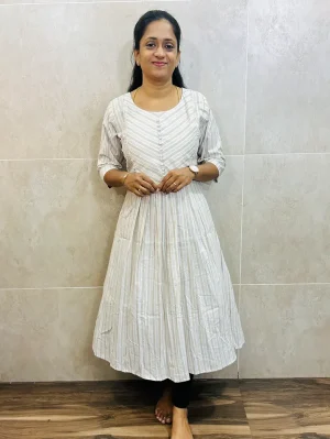 Pure cotton top (cotton lining) with potli work on yoke (Aline pattern)