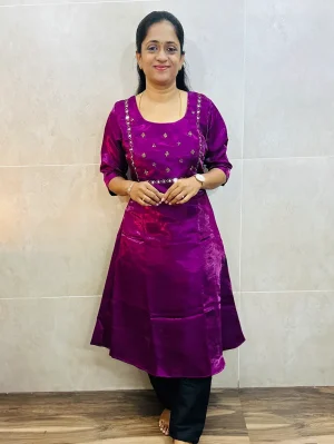 Soft organza top (crepe lining) with hand worked yoke (Aline pattern)