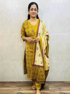 Ajrakh printed cotton top (cotton lining) paired with cotton dupatta and cotton bottom (straight cut)