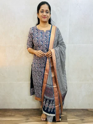 Printed cotton top (cotton lining) paired with printed cotton dupatta and cotton bottom (free size)