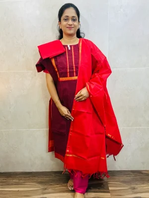 Pure handloom cotton top (cotton lining) paired with cotton dupatta and cotton bottom (free size)