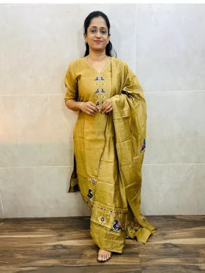 Benarasi silk top(cotton lining) with allover jamdani weaving paired with benarasi silk dupatta