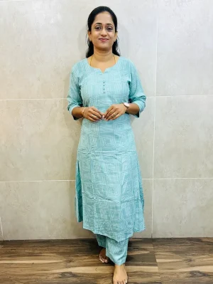 Printed rayon top (1-side pocket) paired with rayon bottom (semi palazzo)