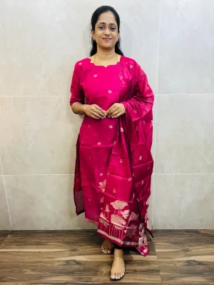 Benarasi silk top(cotton lining) with allover jamdani weaving paired with benarasi silk dupatta