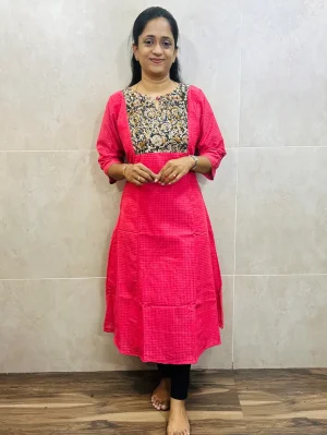 Handloom cotton top (cotton lining) with Kalamkari patchwork on yoke and 1-side pocket (Aline pattern)