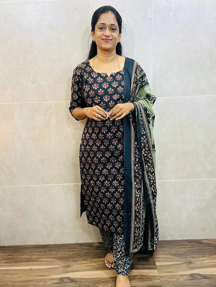 Printed Jaipur cotton top (cotton lining) paired with cotton dupatta and cotton bottom (Free size)