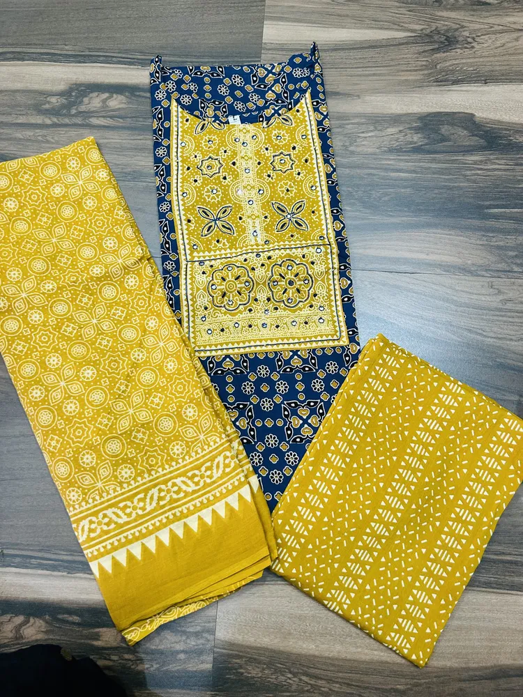 Printed Ajrakh cotton top (cotton lining) paired with cotton dupatta and cotton bottom (free size)