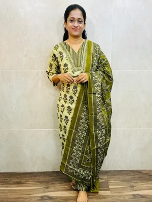 Handblock printed Ajrakh cotton top paired with cotton dupatta and cotton bottom (straight cut)