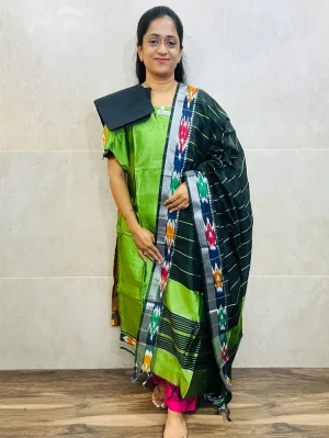 Mangalagiri silk top (cotton lining) with Pochampally borders paired with Mangalagiri silk dupatta and cotton bottom (free size)